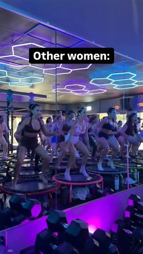 Garbagemom® | Women over 40, PLEASE tell me I’m not alone💦🫠 (🎥 @fitjumpusa 🤣Inspo: @juliafeenstra_ ) Follow @thegarbagemom for more mid-life realness🔥... | Instagram