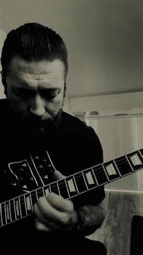 Starting the day with some riffs over smooth electronic backing track! 🎸 #fyp