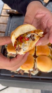 Pulled beef sliders | Miguels cookingwithfire