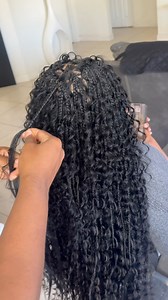 Watch me work 💇🏾‍♀️ Smedium Boho Knotless Braids 😍😍🔥 #braiding #braidstyles #fyp #poincianabraider | Braids By Koya