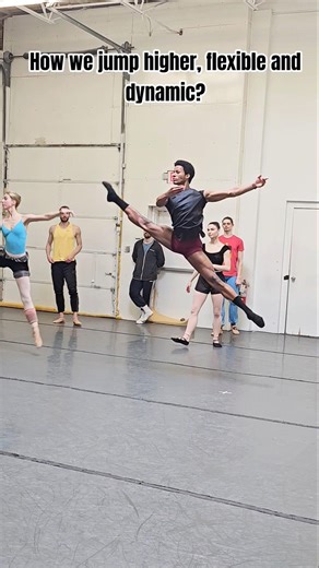 how we jump higher, flexible, and dynamic? #ballet #balletdancer #balletclass #dance #maledancer