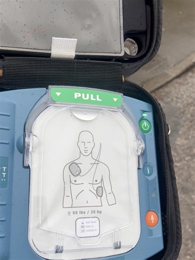 Defib4Life Ltd on Instagram: "💚 Big news for Darley Dale! 💚 Thanks to Defib4Life, a life-saving defibrillator has been donated to the local community and installed today at Darley Dale Fish Bar 🐟🍟 Installed by TT Services 👏 The defib is now registered on The Circuit and fully rescue ready ⚡🚑 Every second counts — this device could save a life 💚 #Defib4Life #DefibSavesLives #CommunityFirst #HeartSafe #DarleyDale #RescueReady #TheCircuit #tha