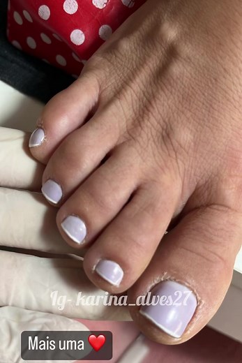 Manicure Tutorial: Perfect Toenails with Light Purple Polish