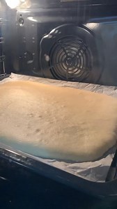 2M views · 9.1K reactions | Da quando ho scoperto questa ricetta il rotolo non mi si rompe più  è così soffice che lo posso avvolgere anche da freddo 朗朗 Perfetto con crema, frutta, marmellata o con Nutella  | Tutti a tavola con Cinzia | Facebook