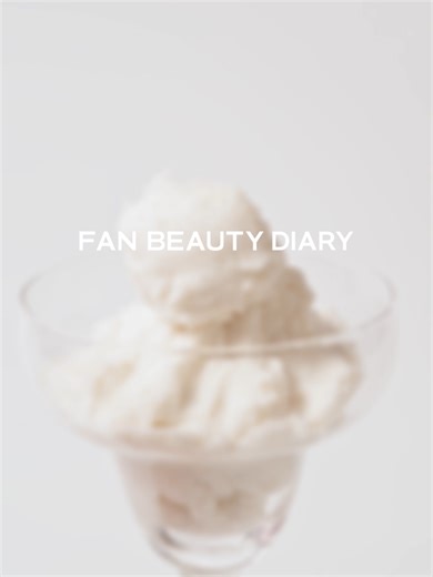 Like a creamy dessert for your skin 🍨 Whipped, silky, and softly melting—this snow-like scrub gently polishes while wrapping skin in comfort and glow. #fanbeauty #bodycare #bodyscrubs