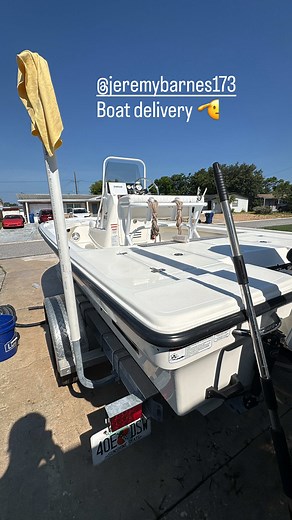 Boat delivery 🫡 another Mako with the maintenance wax and detail wash Book yours today 🤘 #clearwater #tampa #fyp #yellowfin #robalo #mako #cleantok