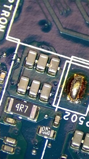 Cracked Component Found! I Could I Have Missed It? #shorts #pc