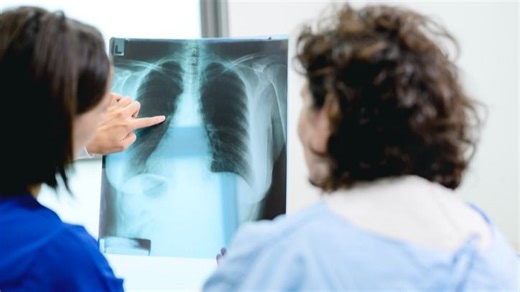 Quick at home ‘finger test’ can spot early signs of lung cancer