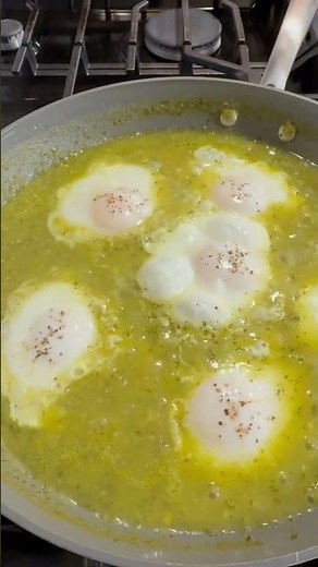 Huevos Rancheros en Salsa Verde