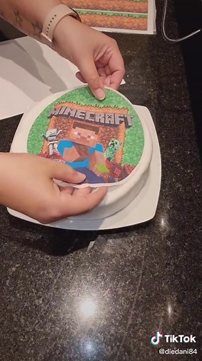 Die perfekte Kinderriegeltorte für den 6. Geburtstag