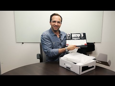 Freewrite Distraction-Free Smart Typewriter Unboxing