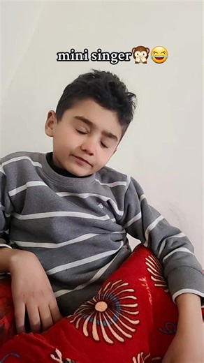 mini singer ki video real singer tk poncha do gyz😂🤌#fyp #1million #tiktok #trendingvideo