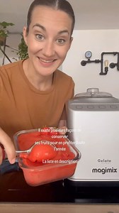 Comment conserver ses fruits pour en profiter toute l’année: -en bocaux, nature ou au sirop, j’avoue j’ai une préférence au sirop par exemple l’hiver, je fais une salade de fruits: kiwis pommes et j’ajoute des abricots au sirop, un vrai régal! -en compote : dès que c’est la saison des pommes, j’en achète spécial compote (abimées ou mauvais calibre et je fais une cinquantaine de pots; de cette façon j’en profite toute l’année et vu le prix au kilo des compotes bios en magasin c’est une véritable 