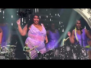 ‪@Lizzo‬ - About Damn Time - Live ‪@theforum‬