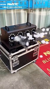 4pcs output 1800w rgb bubble smoke machine! Very Suitable for wedding,stage,club.Do you want to try#stagelight #stagedesign #stagedesigner #stagelights #hazemachine #stage #ledfogmachine #smokemachine #ledsomkemachine #smokemachine #fogmachine #fogmachines | Blue Sea Lighting