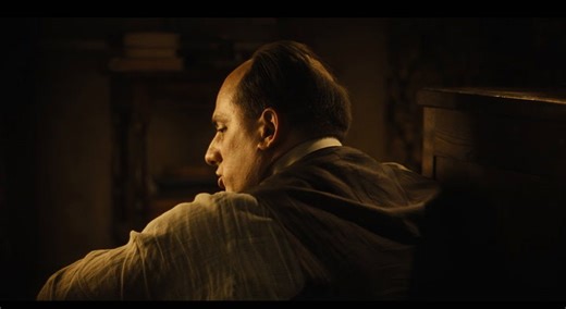 Festival di Venezia, "M - Il figlio del secolo": l'anteprima della serie Sky con Luca Marinelli