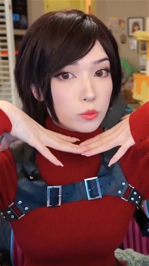 Emiru Ada Wong cosplay 🌟