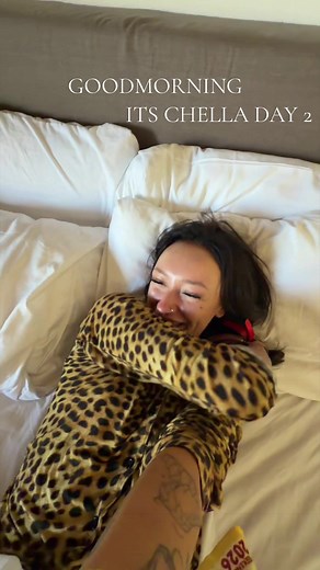 GOODMORNING LADIED AND GENTS!!! ITS DAY 2 LETS GOOOO (9:45 AM) | Coachella Tickets Not Scanning