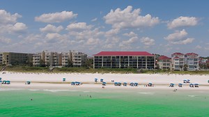 2 & 3 bedroom BEACHFRONT vacation rentals in Miramar Beach! Check out Huntington by the Sea: https://oreef.co/2GIT5rh | Ocean Reef