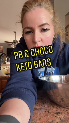 Homemade Keto Peanut Butter Chocolate Fat Bombs Recipe