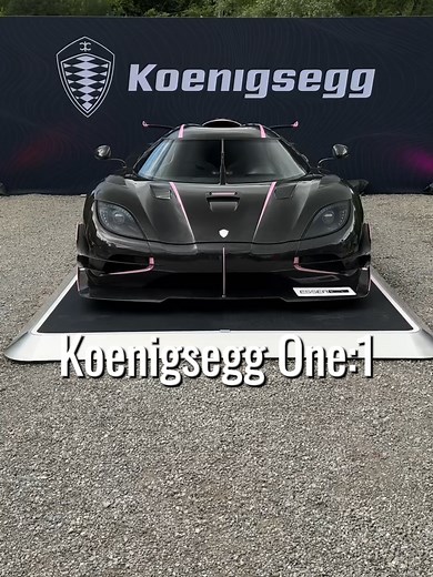 Exploring the Power of Koenigsegg One:1 | Car Review