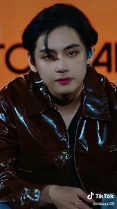Staring Contest with Taehyung: Intense Eye Contact Challenge