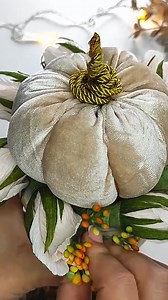 575K views · 9.1K reactions | Autumn DIY Decor from Simple Materials | Alesya Gor Diy | Facebook