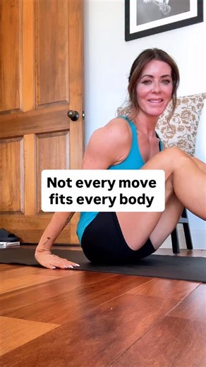 Some moves just aren’t made for every body — and that’s okay. If your lower back lifts or feels strained, it’s your cue to adjust, not quit. This is how I support the women I work with — everything is built around your life. Everything’s in one place — workouts, meals, check-ins, all inside your app. You can train from home, the gym, or while traveling, and still message me anytime. That’s how I coach women everywhere — remote, but always personal. Link in Bio . . . #WomenOver50 #CoreStrength #S