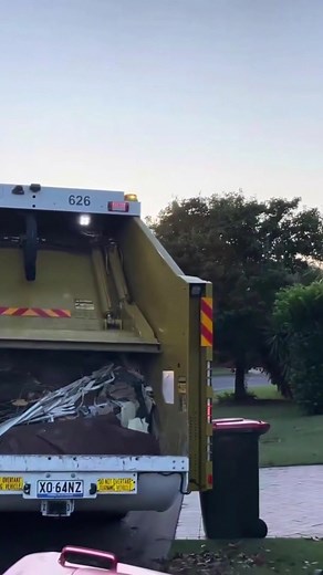 8.3K views · 185 reactions | keep our streets clean. ️ #GarbageTruck #CleanStreets #CleanStreets | FloraFables | Facebook