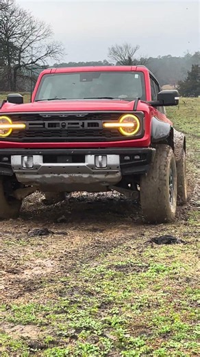 Which Off Road Tire actually wins? (AT vs MT)