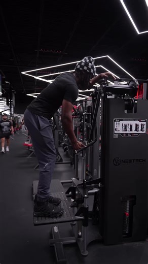 Pressure isn’t there to break you, it’s there to show yo ahh where you need to grow. Most people run from that feeling. If you can learn to face it and move anyway, you’re already ahead. Stay patient, but don’t get comfortable. Trust God’s timing, but still put in the work.🙏🏿 #motivation #discipline #selfimprovement #stayhard #noexcuses