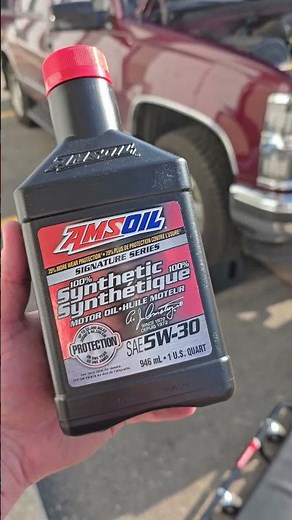 First Time Using Amsoil 5W-30 Motor Oil #automobile #amsoil #oilchange