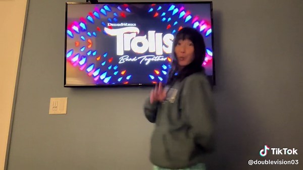 Can’t wait to hear what everyone thinks of BETTER PLACE & see your dance videos! Show the 1/5’s your best @*NSYNC moves! @RCA Records #nsync #betterplace