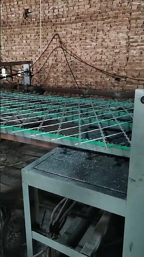 Razor Barbed wire fence making machine