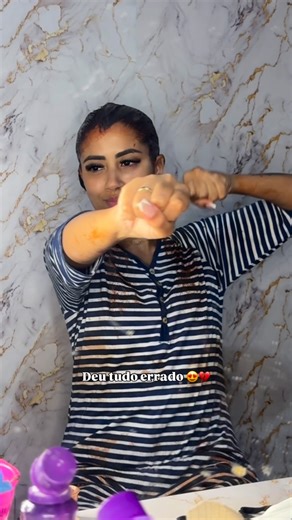 Thais pereira dos reis pires on Instagram: "Voltei pro castanho no 3 2 1 😍tentei pelo menos #cabelocurto #cabelosaudavel #cabeloescuro #cabelopreto"