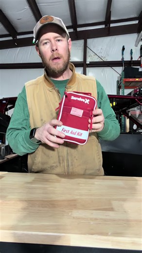 SurviveX Small First Aid Kit #firstaid #firstaidkit #survivex #outdoors #tiktokshopcreatorpicks