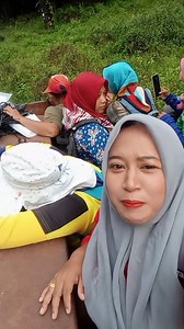 Semua akan terlihat manis jika belum di emut😆 | Fitriani Suharno