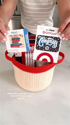 Need a graduation gift that’s cute, practical, and EASY to pull together? This little basket checks