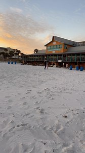 🌅😎Tonight’s sunset! . . . #thebackporch #destin #destinfl #destinflorida #local #locals #todoindestin #visitfl #seafood #sunset #beachfront #beachin #gulfcoast #emeraldcoast #gulfofmexico #gulfofamerica #30a #destineats #beachdays #floridapanhandle #gulfcoastrestaurants #nature #floridavibes #vacation #beachlife #beachvibes #coastal #coastalliving #beachside #summer 📸 @graysonhunter8 | The Back Porch in Destin, Florida