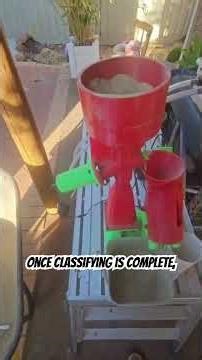 Preparing ore for the fine gold recovery process #goldbusiness #goldcollector#goldrecovery#gold