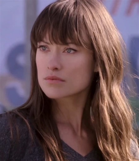 She’s for the girls who are constantly afraid of their neurological condition #housemd #thirteenhousemd