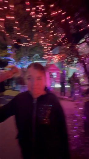 This is one of the many reasons why they say “Keep Austin Weird” #atx #austin #ASL #christmas | Deaf Garcia Family