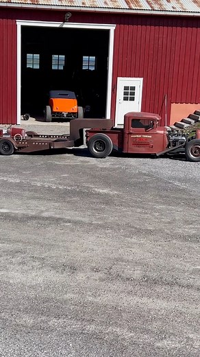 7.3K views · 21 reactions | 1933 Ford Gooseneck RIG. Hot Rod @Rodsandkustomswithlars #hotrod #hotroddirty #traditionalhotrod #traditionalhotrods #traditionalhotrodding #hotroddeluxe #hotrodsrule #hotrodshow #hotrodfun #hotrods #1933ford | Rods and Kustoms with Lars | Facebook