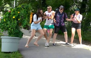 This video is meant to make you laugh#funnyvideo# #fyp#joke#reel#funny#reels #prank #viral | CrunchFun