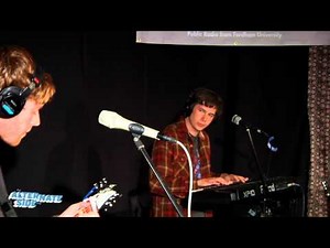Wild Nothing - "Shadow" (Live at WFUV)