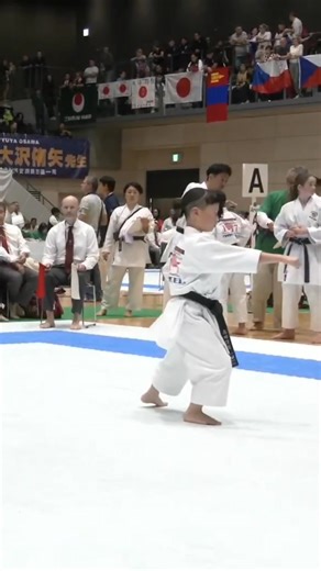 #Karate_Do_Beni_Mester 11 years old girls kata #HeianSadan #Karate #japan | Karate-do Beni Mester - كراتي دو بني مستار