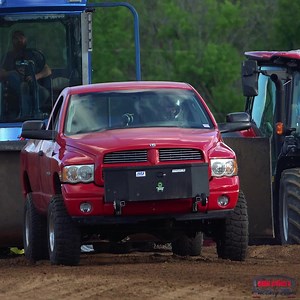 This dodge has a secret!! #4x4gas | 4x4 Gas Pulling Trucks