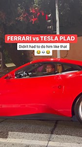52K views · 615 reactions | Tesla Vs Ferrari: precursore elettrico contro eccellenza termica. Una ragazza alla guida della Testa che miagola, sbeffeggiando il conducente della supersportiva italiana. "Io amo la tua auto" esclama la fanciulla. "Grazie" risponde il galantuomo. Poi qualcuno affonda il pedale... #teslamodels #maranello | Passione Motori | Facebook