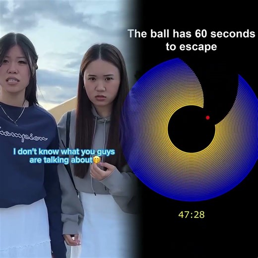 Hiding in the car prank🤫#couple#couplegoals#girlfriend#boyfriend#relationship#funny#foodie