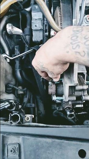 Remplacer pompe direction assisté